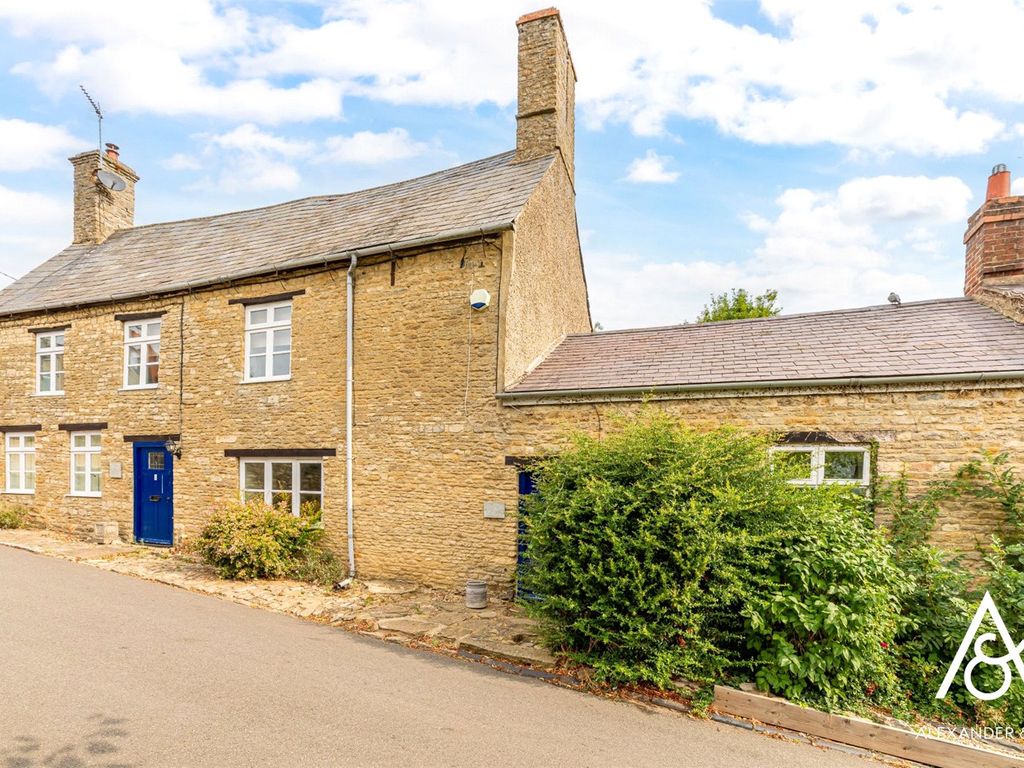 St. Peters Road, Brackley NN13  