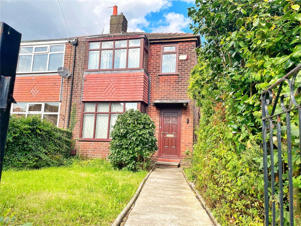 3 bed semidetached house for sale in Albert Gardens, Newton Heath