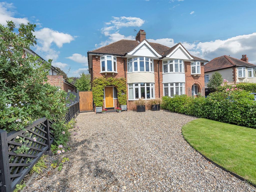 3 bed semidetached house for sale in Westley Road, Bury St. Edmunds