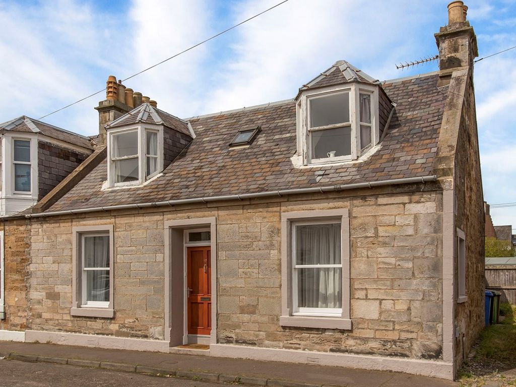 4 bed semidetached house for sale in Marygate, Pittenweem, Anstruther