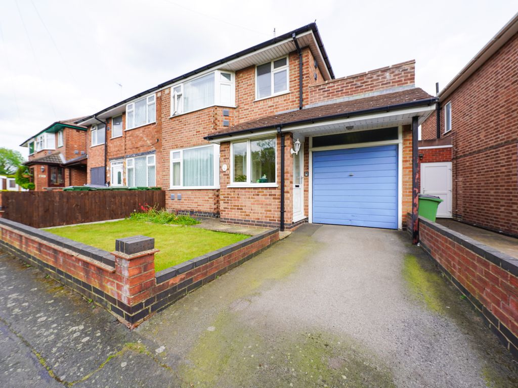 3 bed semidetached house for sale in Kingsway North, Braunstone Town