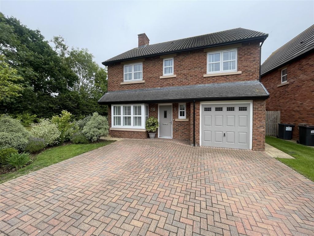 4 bed detached house for sale in Goosepool Way, Middleton St. Darlington DL2, £325,000