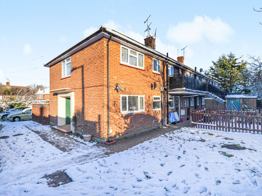 Rowan Green East, Brentwood CM13  