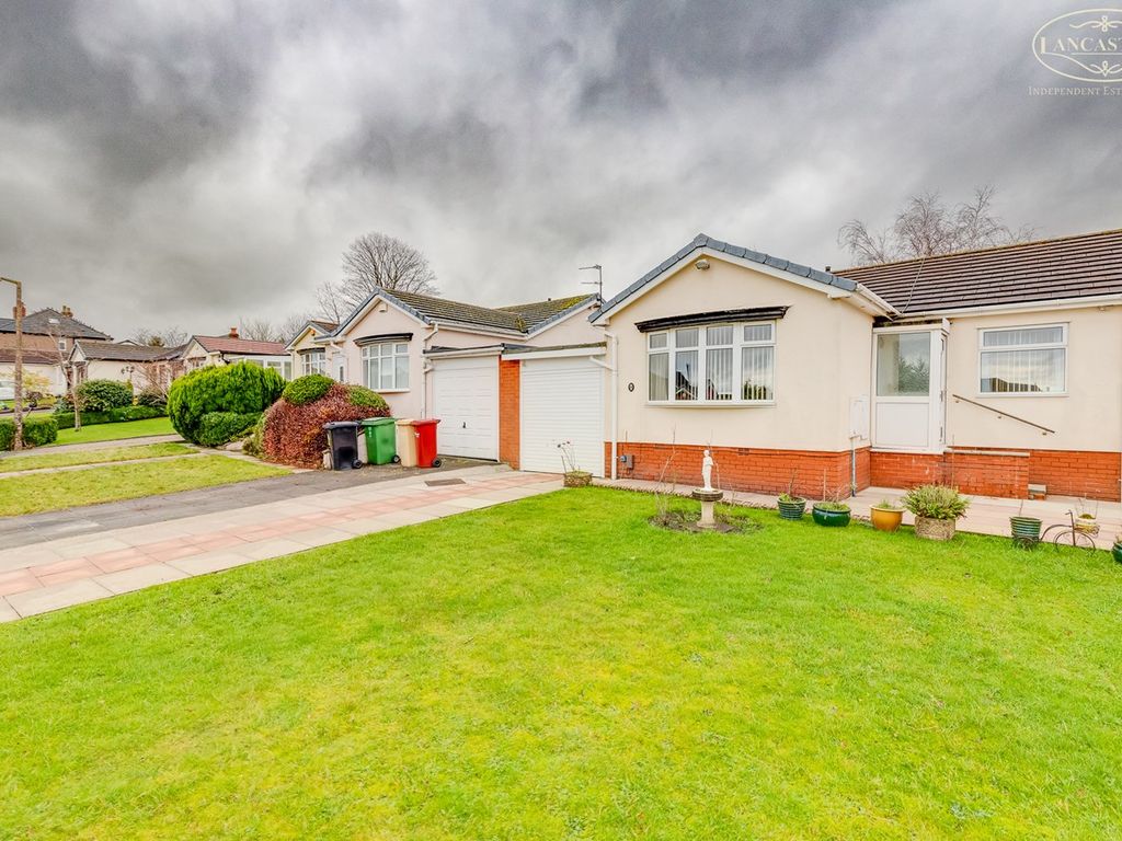 2 bed bungalow for sale in Hollowell Lane, Horwich, Bolton BL6, £