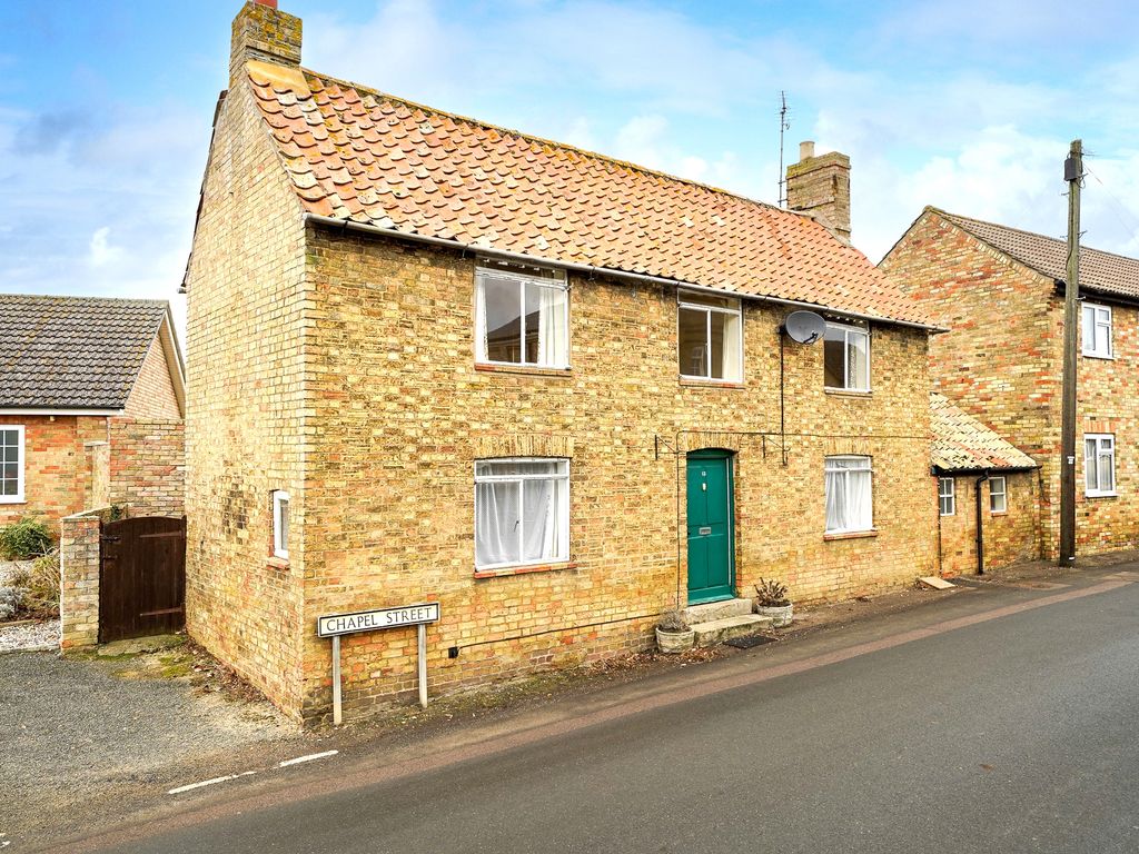 3 bed detached house to rent in Chapel Street, Alconbury, Huntingdon