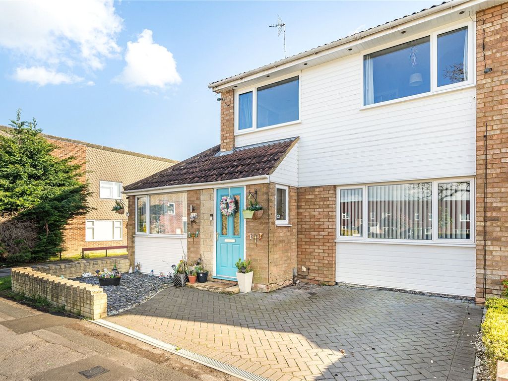 4 bed semidetached house for sale in Conrad Close, Liden, Swindon SN3, £201,000 Zoopla