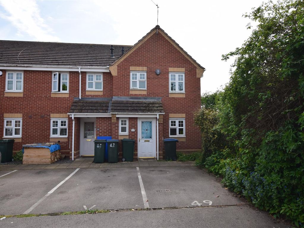 3 bed end terrace house for sale in Kinlet Close, Daimler Green
