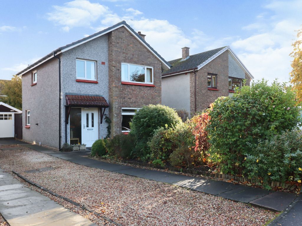 3 bed detached house for sale in Katrine Place, Kinross KY13 Zoopla