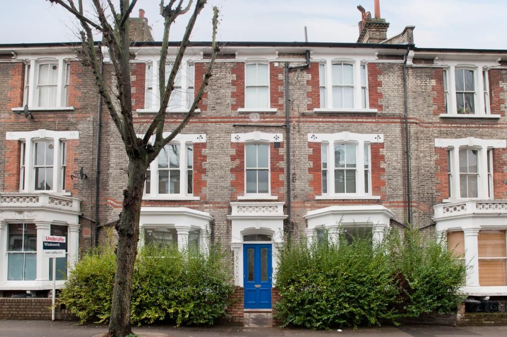1 bed flat to rent in Stavordale Road, Highbury N5, £1,800 pcm Zoopla