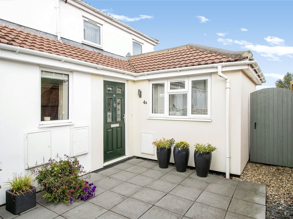 3 bed semidetached house for sale in Jubilee Road, Poole BH12, £