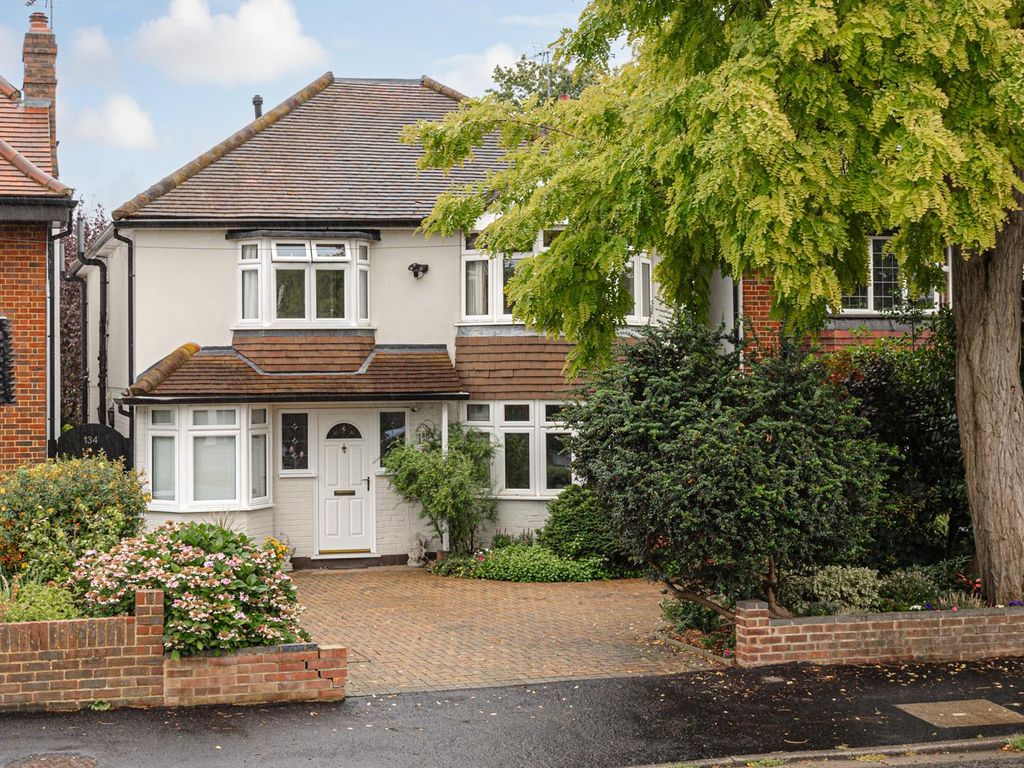 4 bed detached house for sale in Ember Lane, Esher KT10, £1,225,000