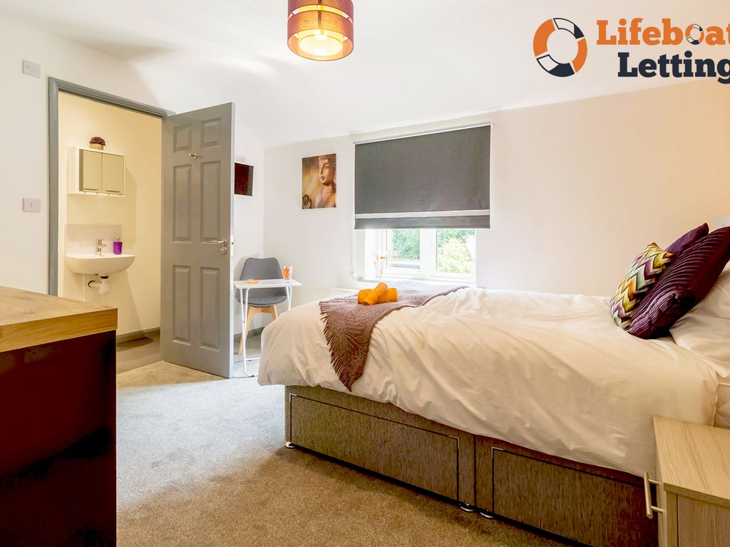 Room to rent in Tower Court, Tower Hamlets Road, Dover CT17 Zoopla