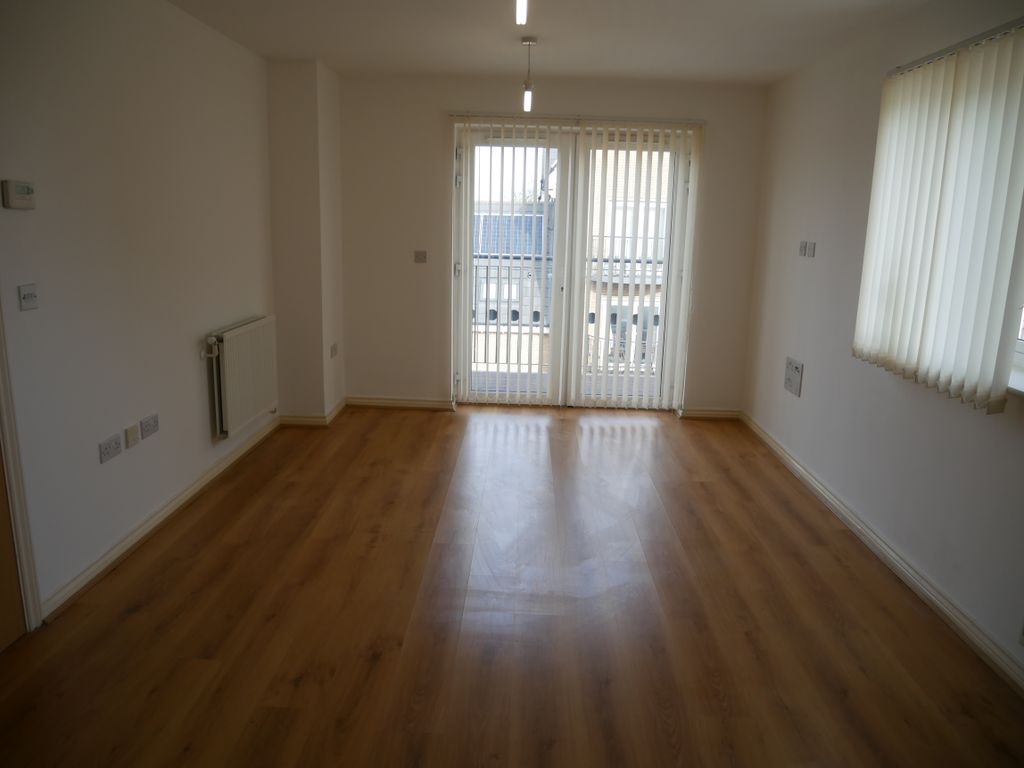 1 bed flat to rent in Varcoe Gardens, Hayes UB3 Zoopla