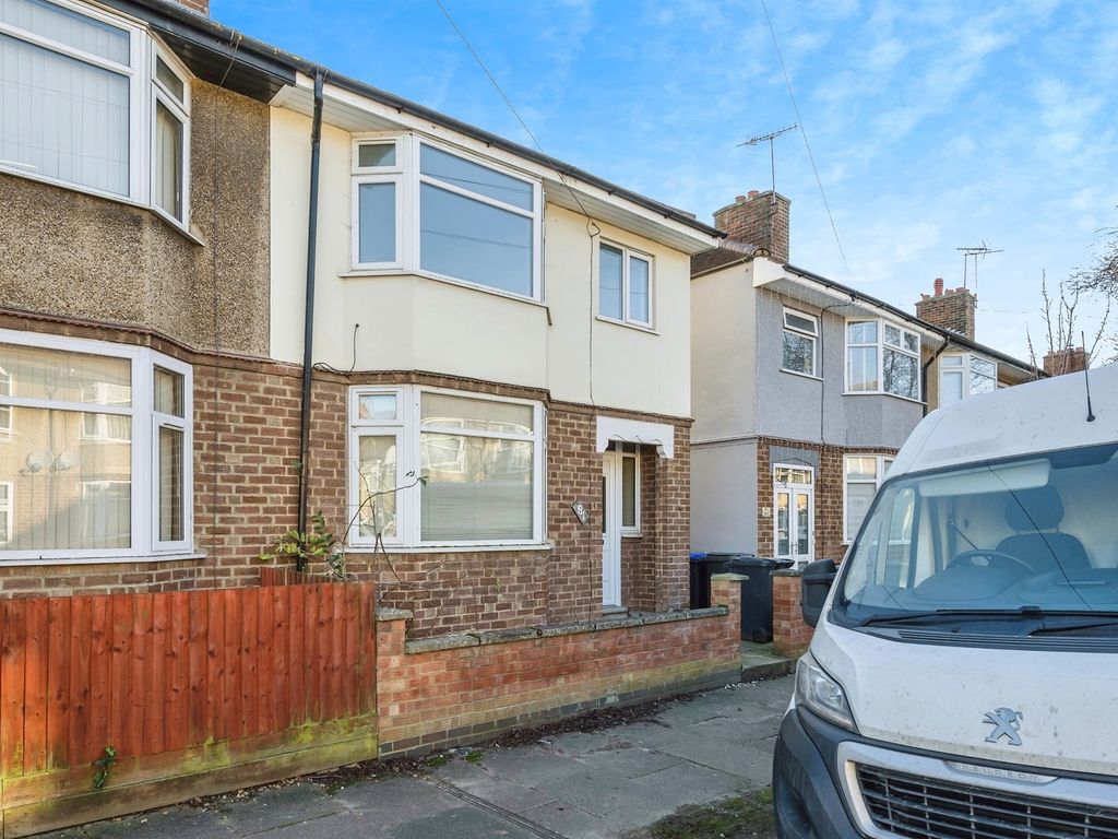 3 bed end terrace house for sale in Penrhyn Road, Northampton NN4, £270,000 Zoopla