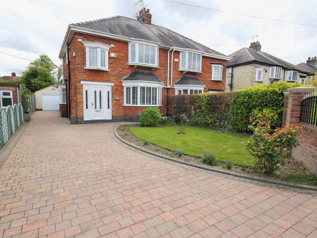 3 bed semidetached house for sale in Westfield Road, Cottingham HU16