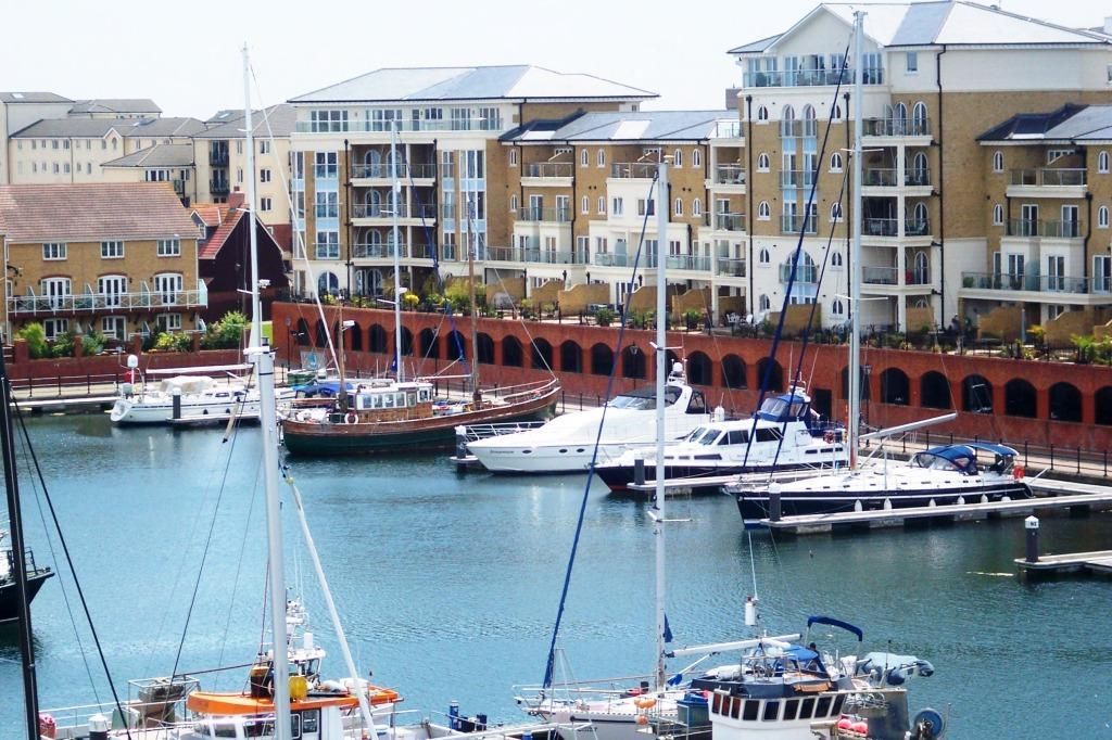 3 bed flat for sale in Hamilton Quay, Sovereign Harbour North