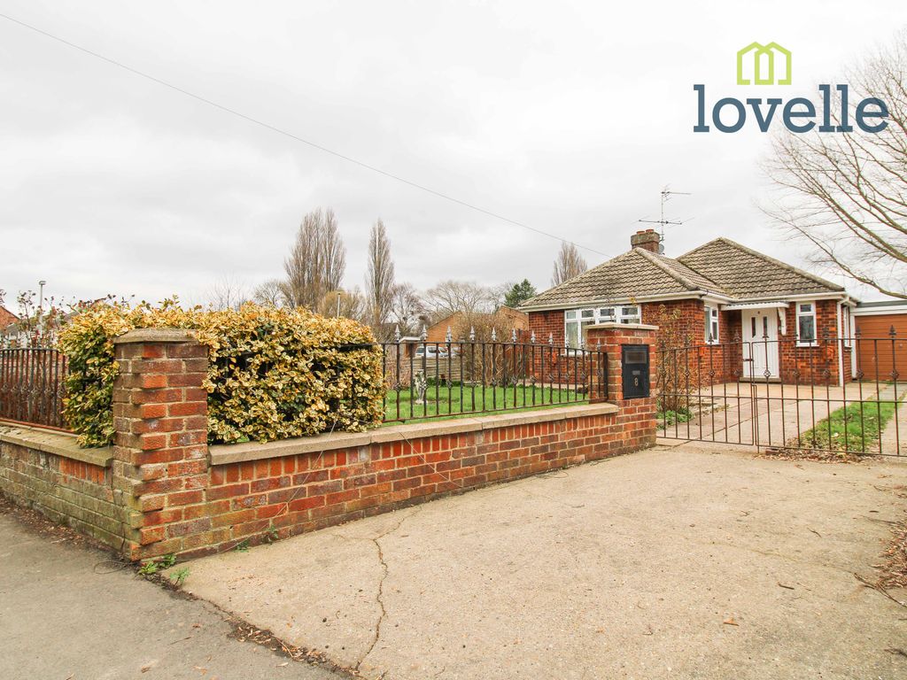 4 bed bungalow for sale in South Marsh Road, Stallingborough DN41 Zoopla