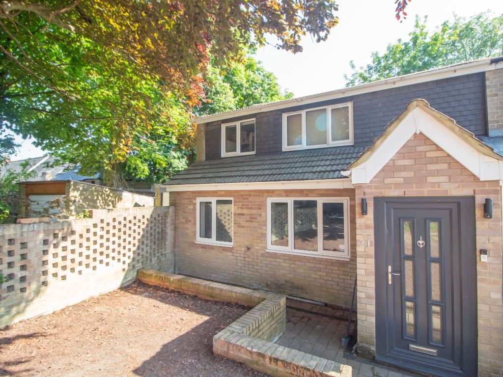 3 bed terraced house for sale in Purbrook Gardens, Waterlooville PO7, £