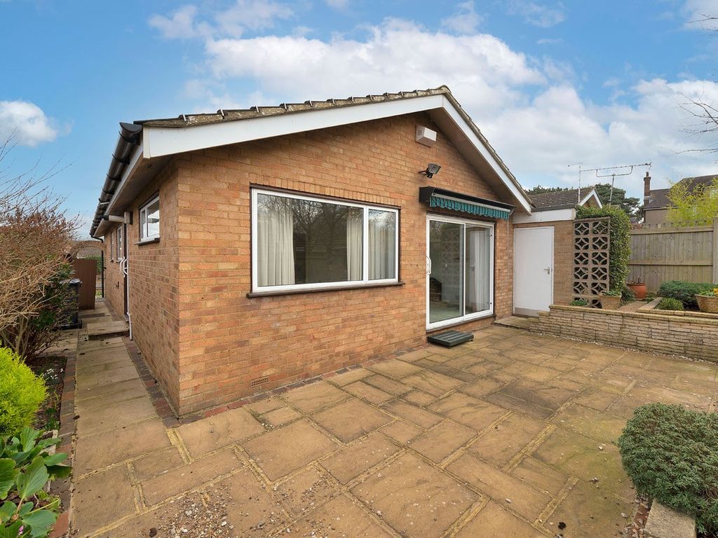 3 bed detached bungalow for sale in St. Katherines Lane, Snodland ME6