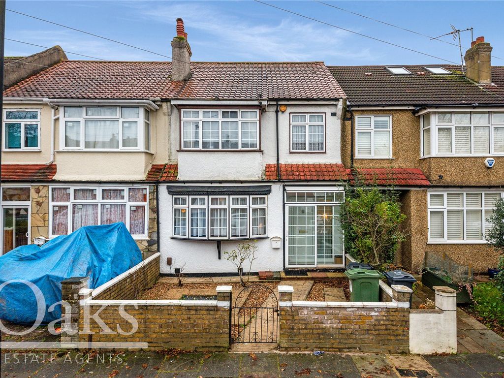 3 bed detached house for sale in Donnybrook Road, London SW16, £625,000