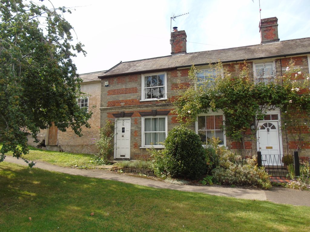 2 bed terraced house to rent in High Street, Debenham, Stowmarket IP14