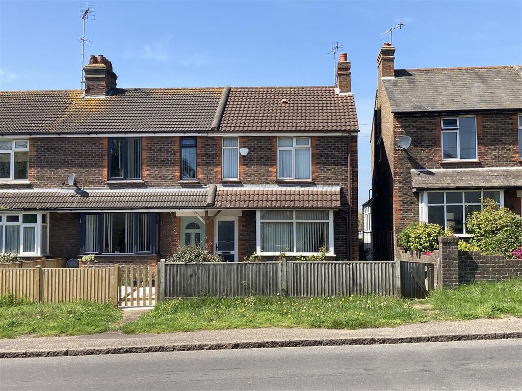 3 bed end terrace house for sale in Lyminster Road, Wick, Littlehampton