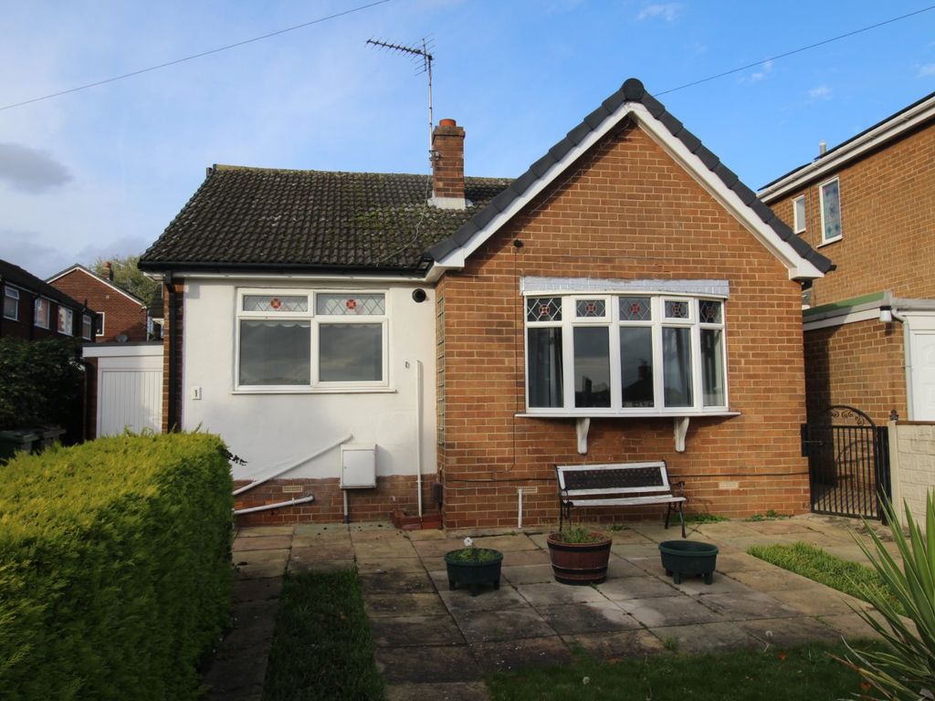 2 bed bungalow for sale in Love Lane, Rothwell, Leeds, West Yorkshire LS26 Zoopla