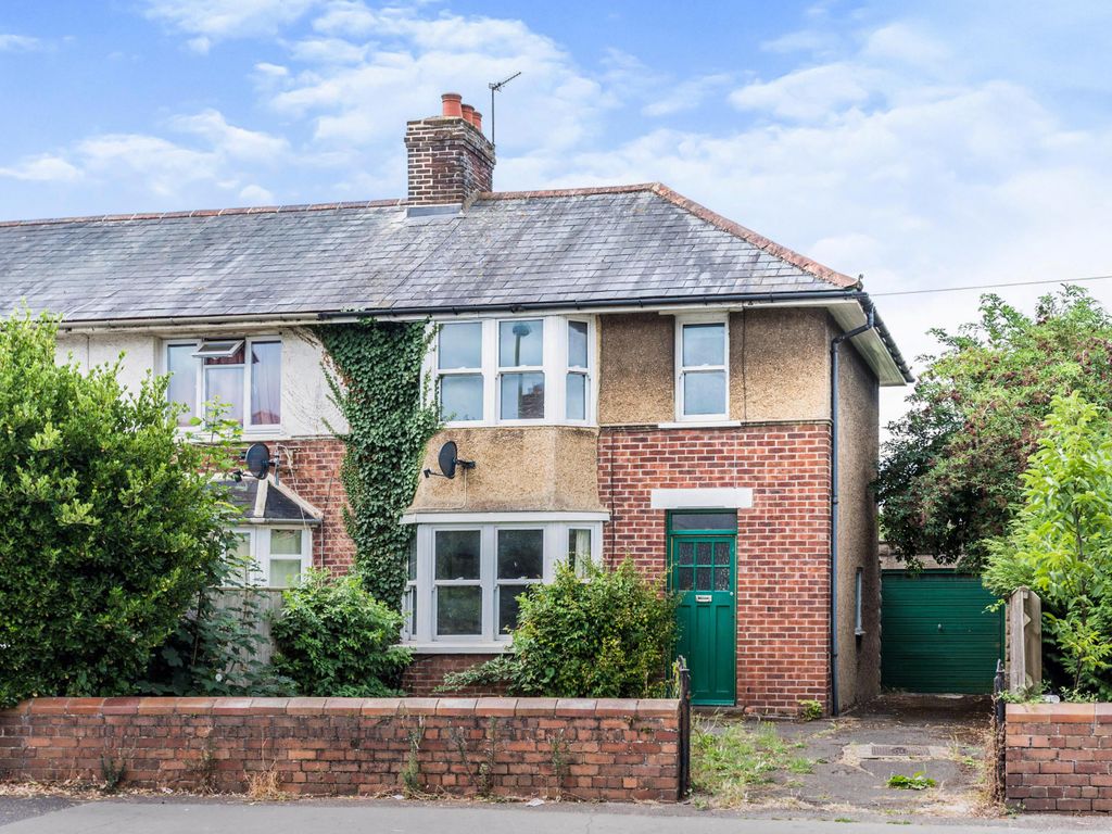 3 bed end terrace house for sale in Rymers Lane, Florence Park, Oxford