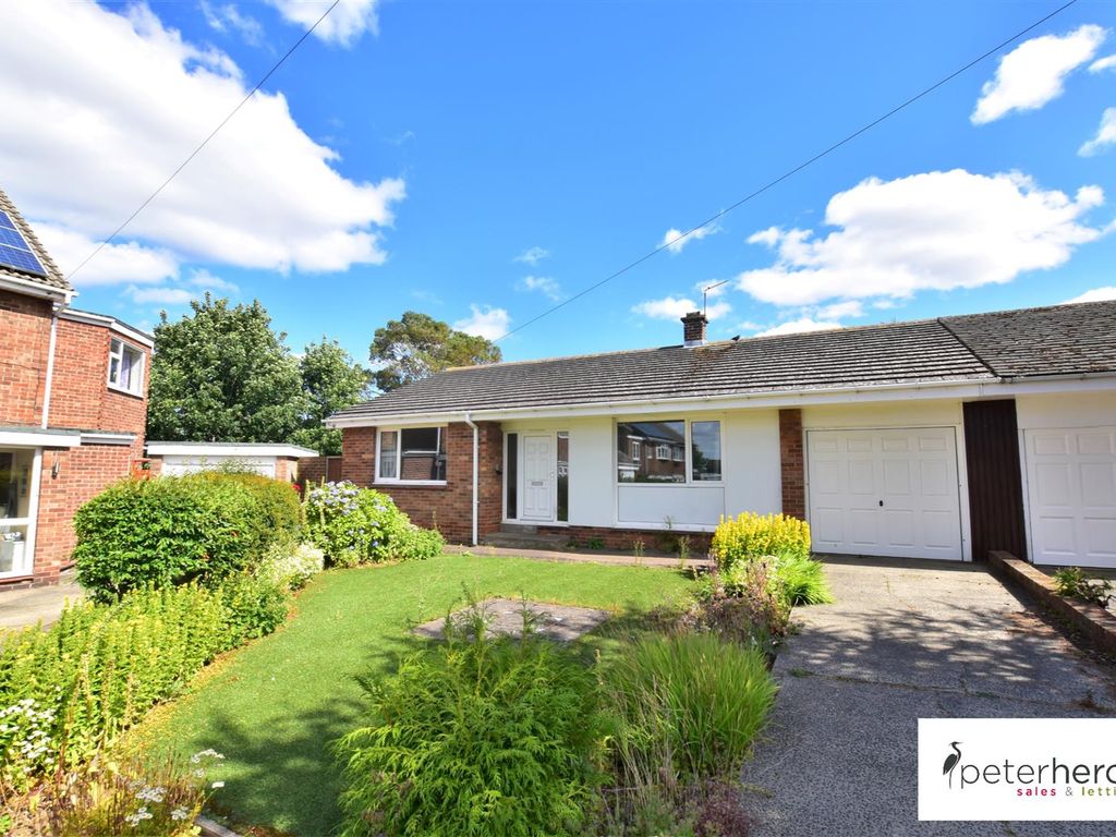 2 bed semidetached bungalow for sale in Hillcrest, Middle Herrington