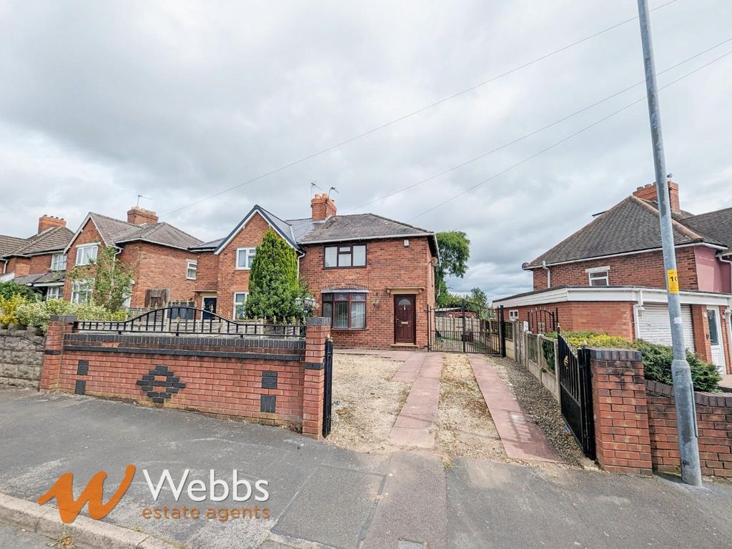 3 bed semidetached house to rent in Beeches Road, Bloxwich, Walsall