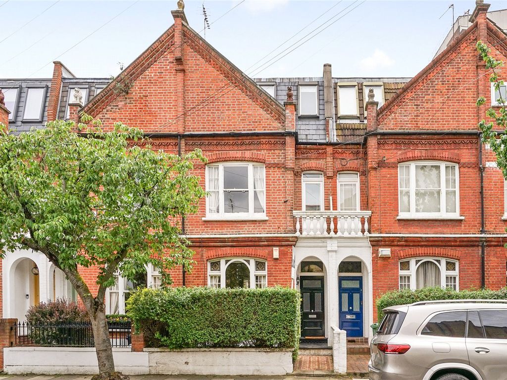4 bed terraced house for sale in Bovingdon Road, Fulham, London SW6, £