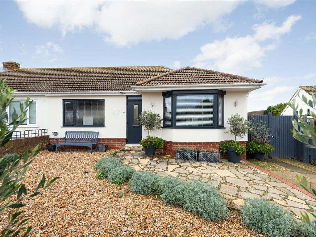 3 bed semidetached bungalow for sale in Princess Road, Tankerton