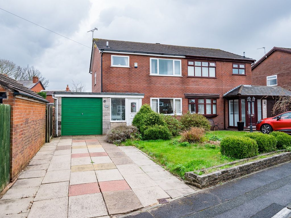 3 bed semidetached house for sale in Croft Avenue, Orrell, Wigan