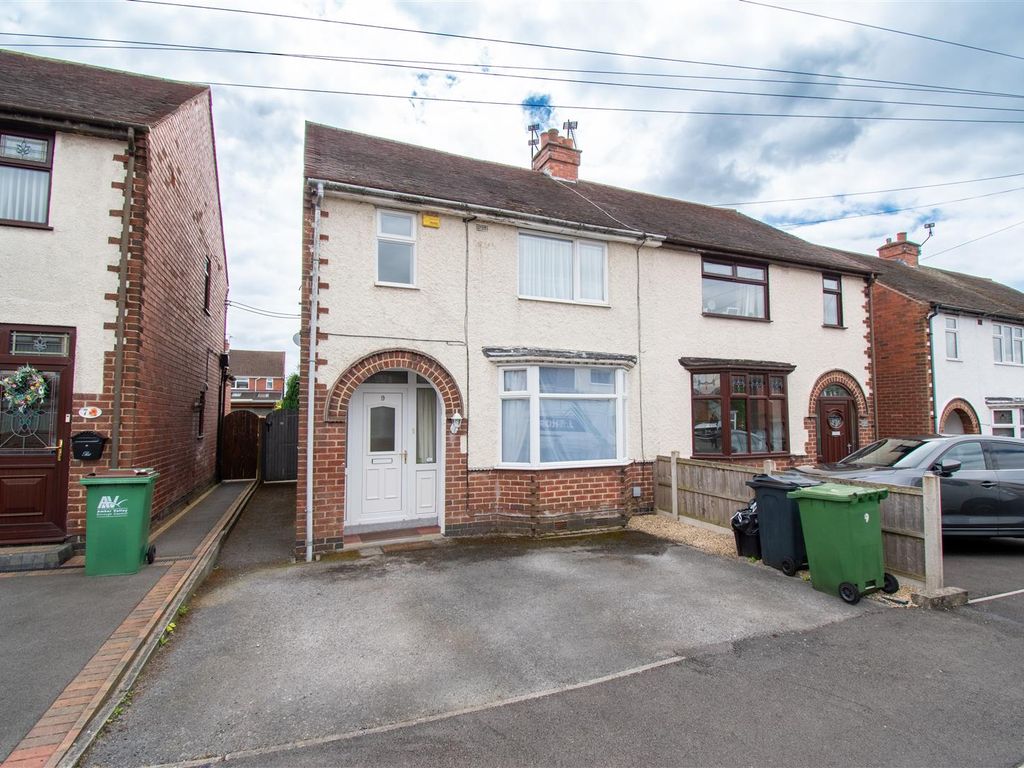 3 bed semidetached house for sale in Dove Road, Ripley DE5, £200,000