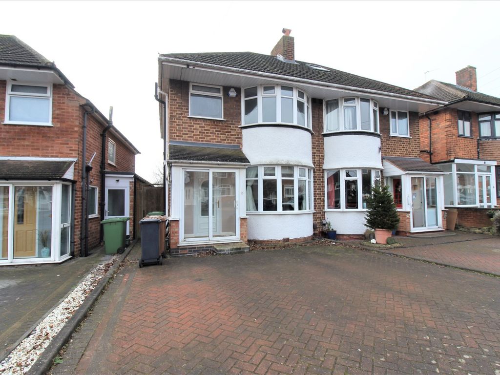 3 bed semidetached house to rent in Wichnor Road, Solihull, West