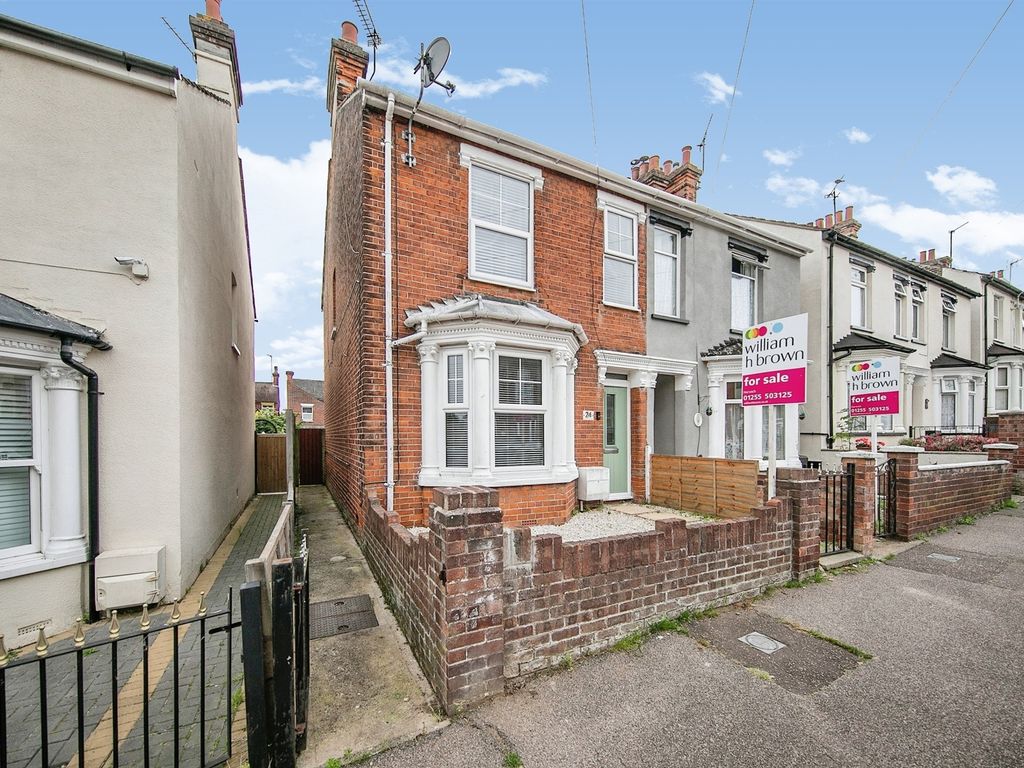 3 bed semidetached house for sale in Elmhurst Road, Dovercourt