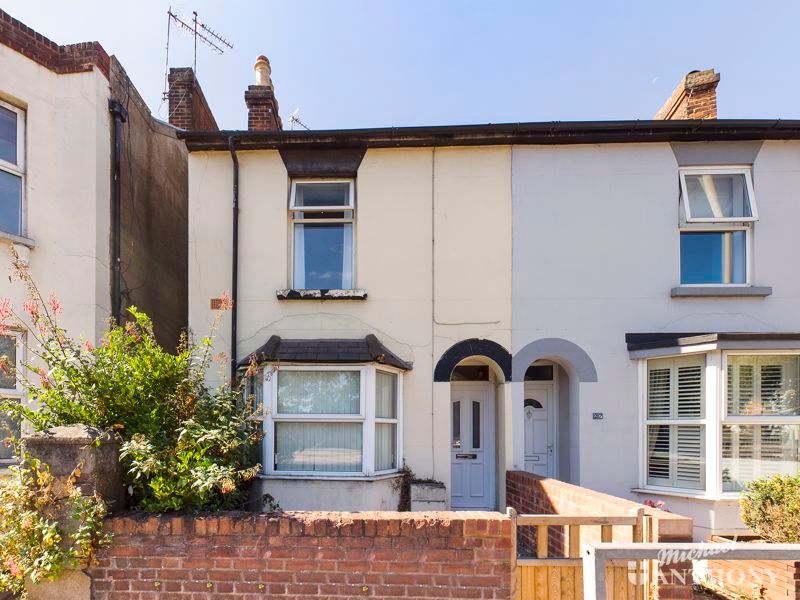 2 bed semidetached house for sale in Wendover Road, Aylesbury HP21