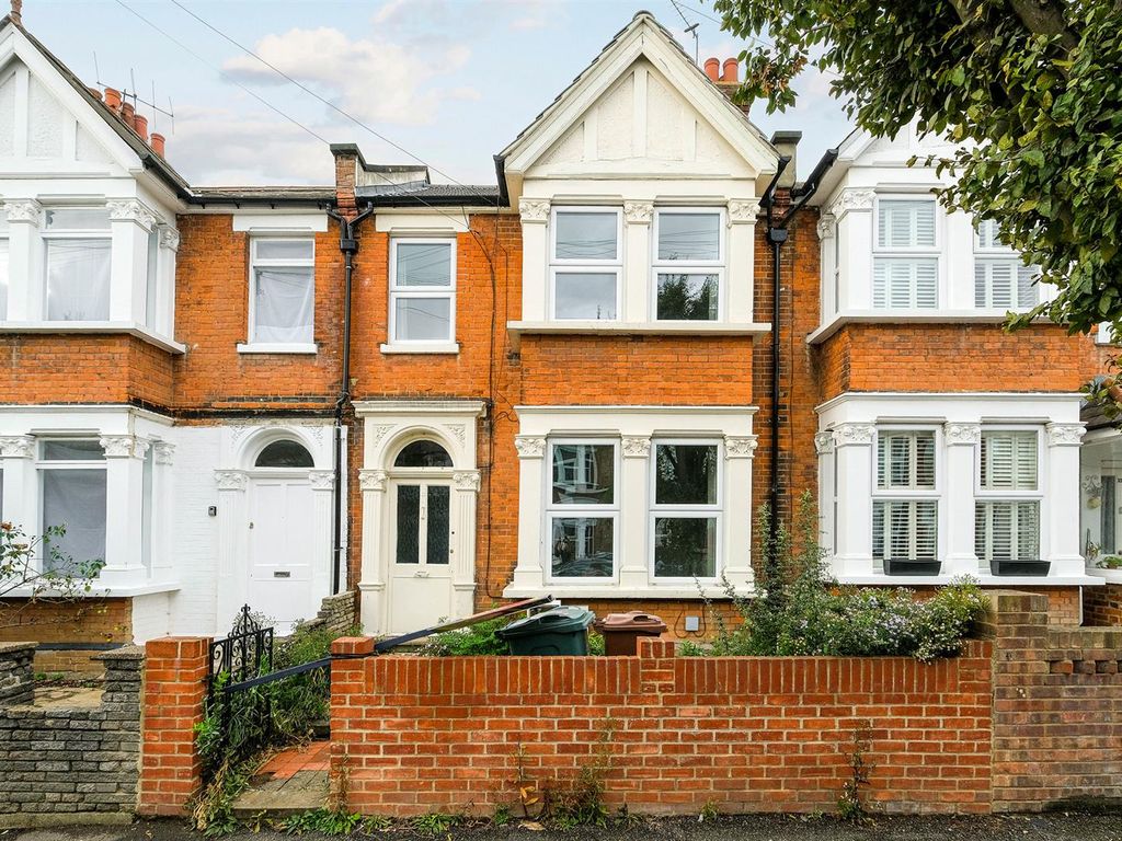 3 bed property for sale in Silverdale Road, London E4, £675,000 Zoopla