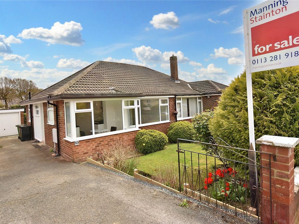 2 bed bungalow for sale in Moseley Wood Crescent, Cookridge, Leeds LS16