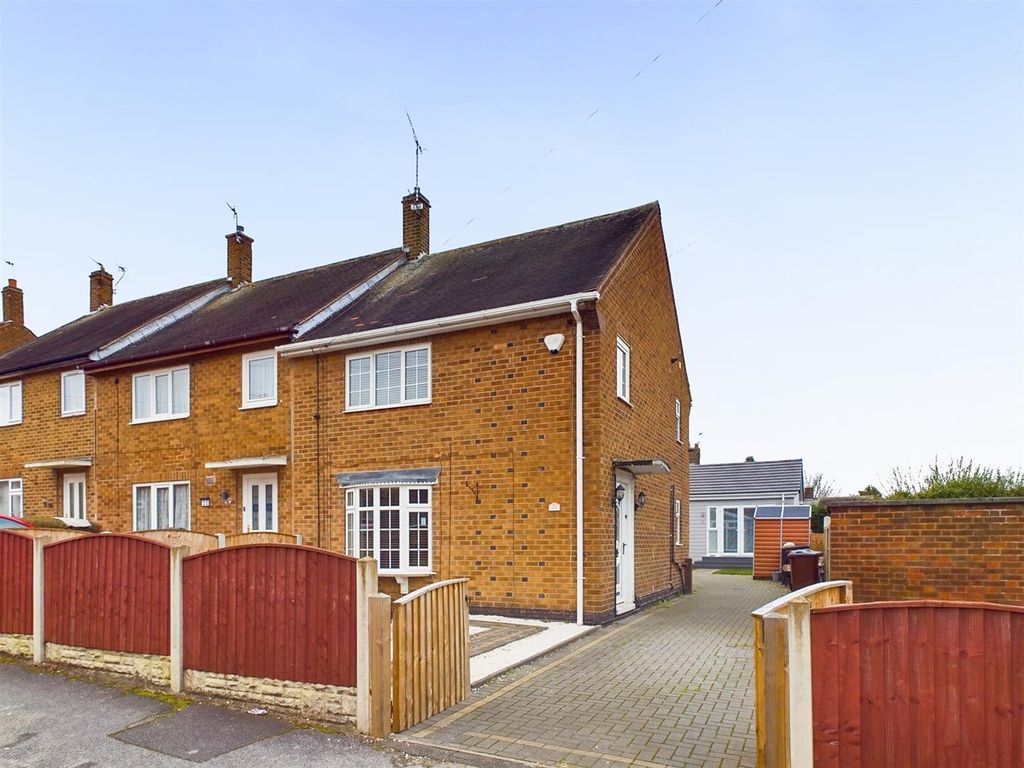 4 bed end terrace house for sale in Kelling Close, Bestwood Park