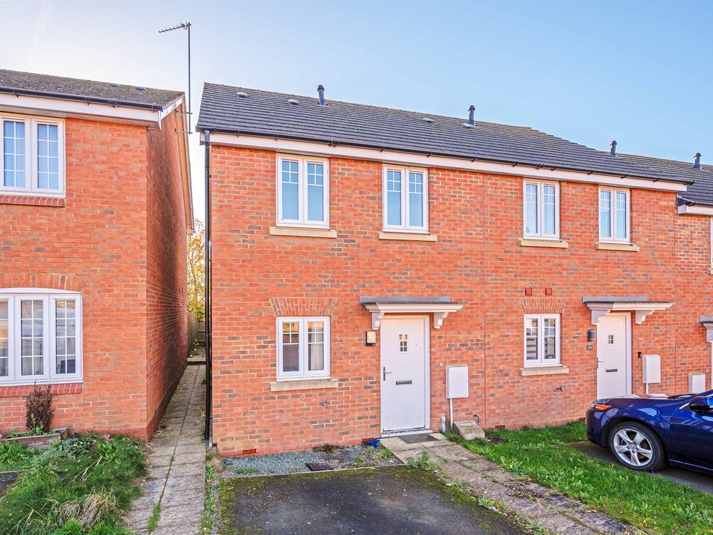 3 Bed End Terrace House For Sale In Virginia Crescent Burton Latimer