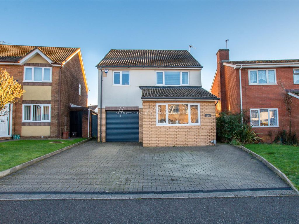 4 bed detached house for sale in Denison Way, St Fagans, Cardiff CF5