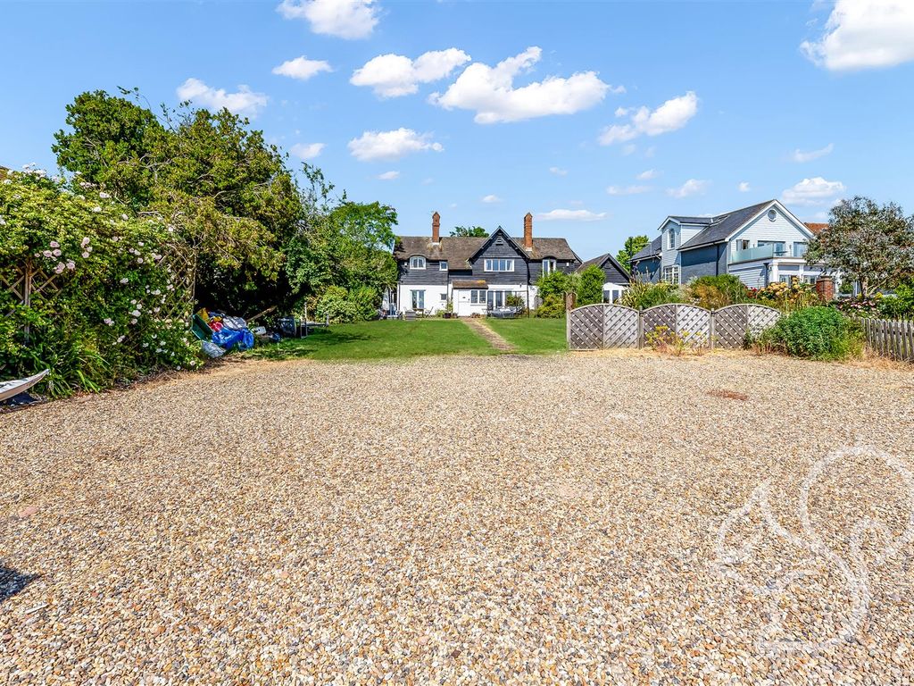 4 bed semidetached house for sale in Coast Road, West Mersea