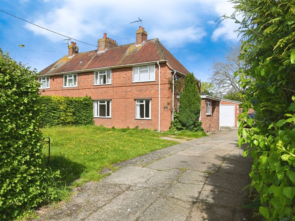 3 bed semidetached house for sale in The Common, Harleston IP20, £225,000 Zoopla