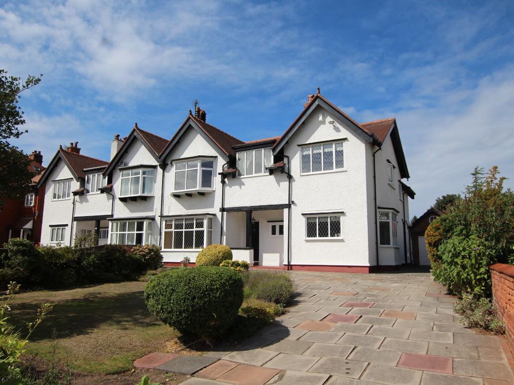 5 bed semidetached house for sale in Liverpool Road, Southport PR8