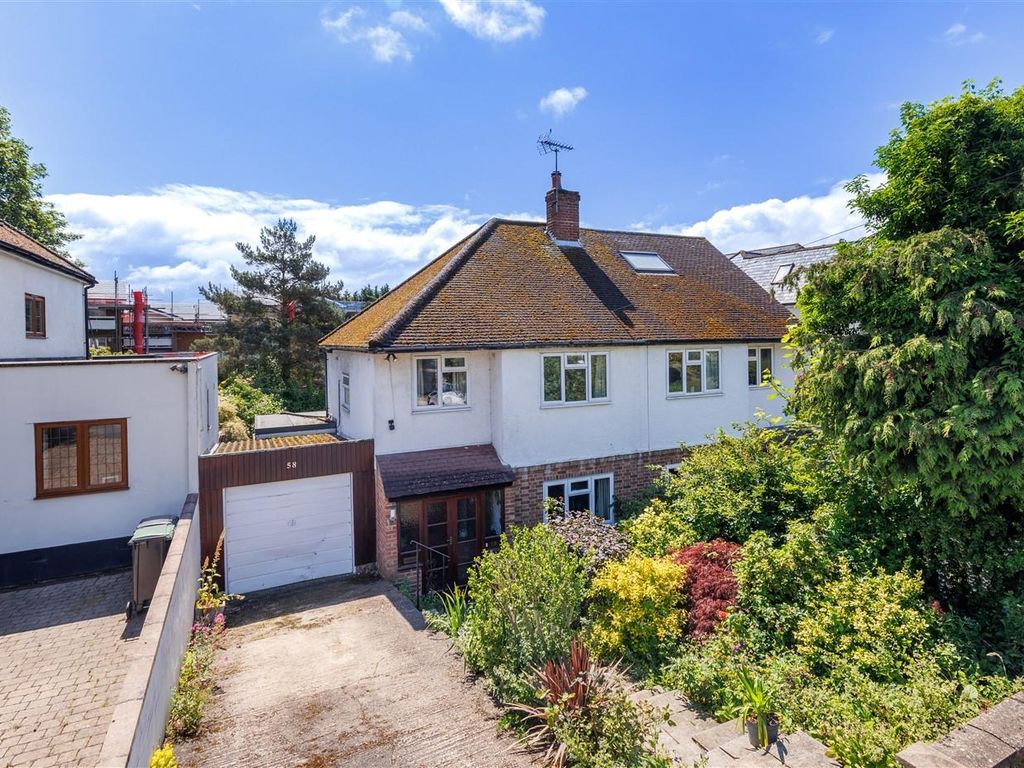 3 bed semidetached house for sale in Centre Drive, Epping CM16, £