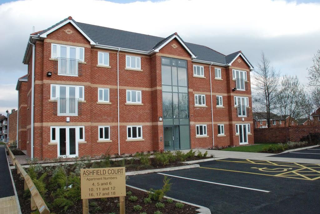 2 bed flat to rent in Glover Street, St. Helens WA10 Zoopla