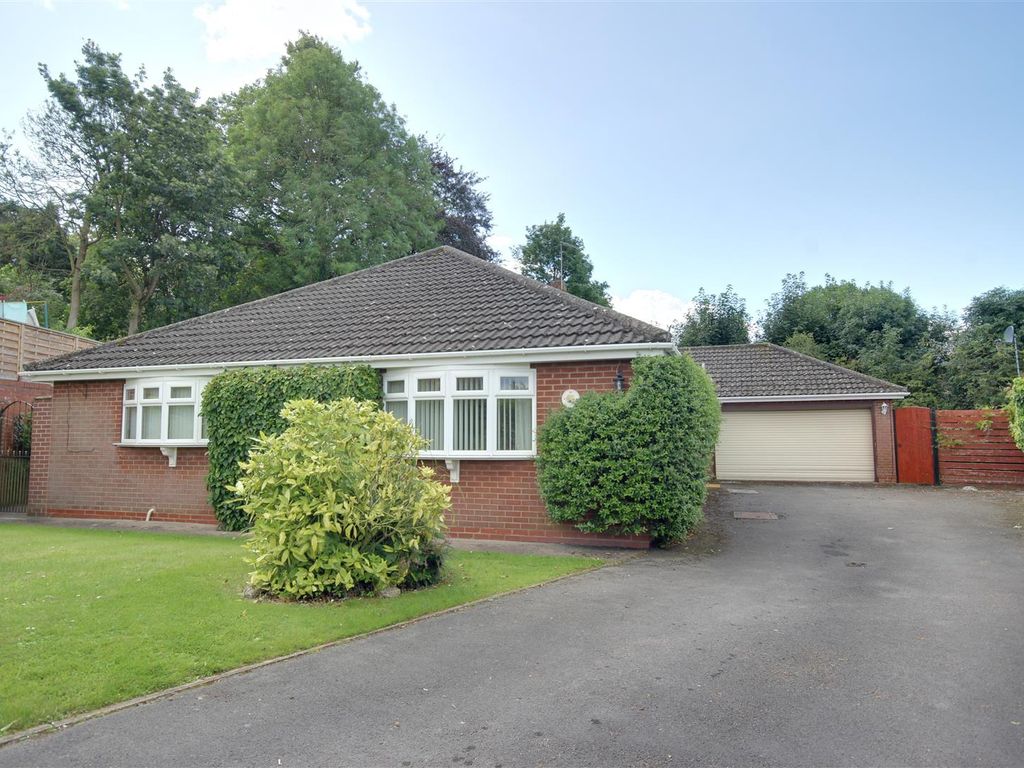 3 bed detached bungalow for sale in Drovers Rise, Elloughton, Brough