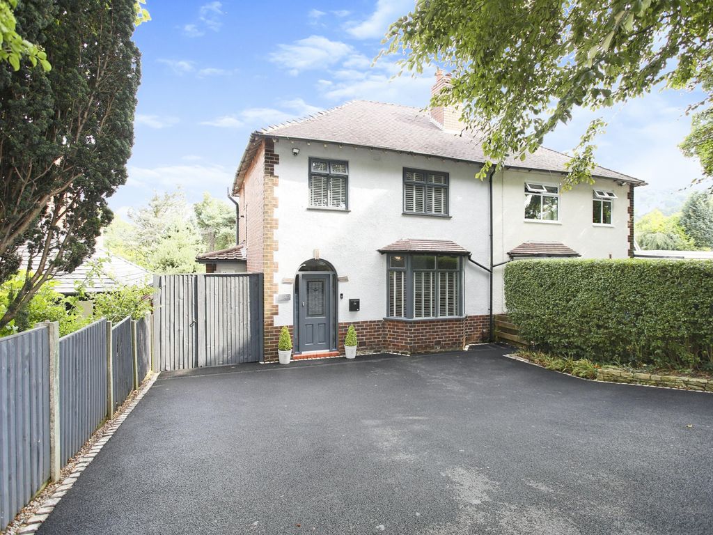 4 bed semidetached house for sale in Buxton Road, Macclesfield SK11