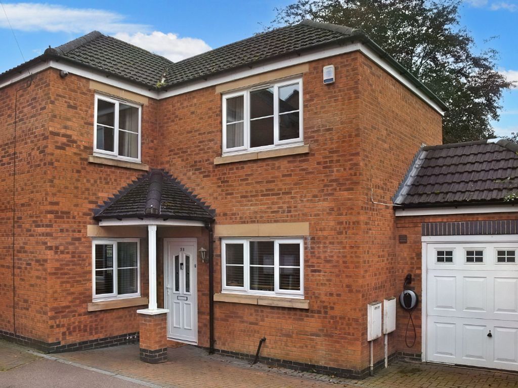 4 bed detached house for sale in Mayfield Drive, Stapleford NG9, £